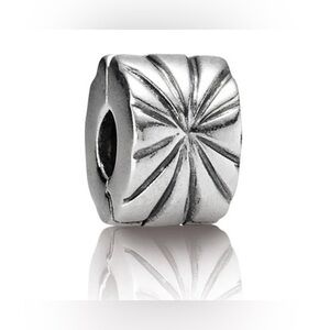 Authentic Pandora Retired Starburst Clip Charm S925 Ale Sterling Silver